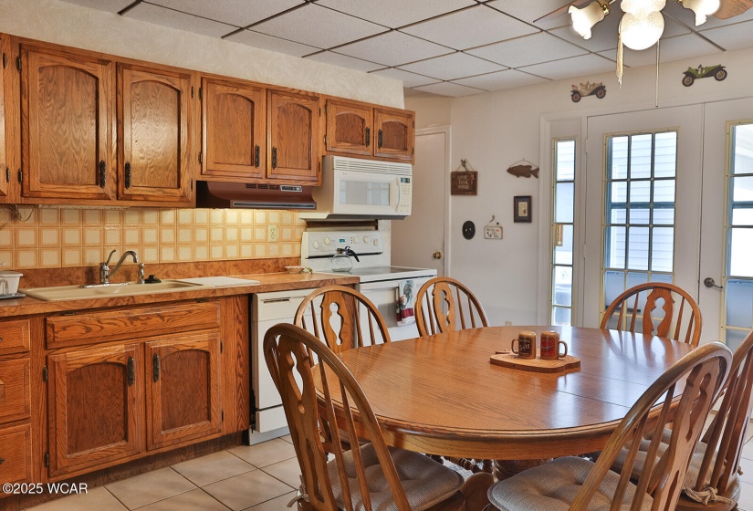 728 Meadowbrook Dr Drive, Lima, Ohio, 3 Bedrooms Bedrooms, ,1 BathroomBathrooms,Residential,For Sale,Meadowbrook Dr,307857