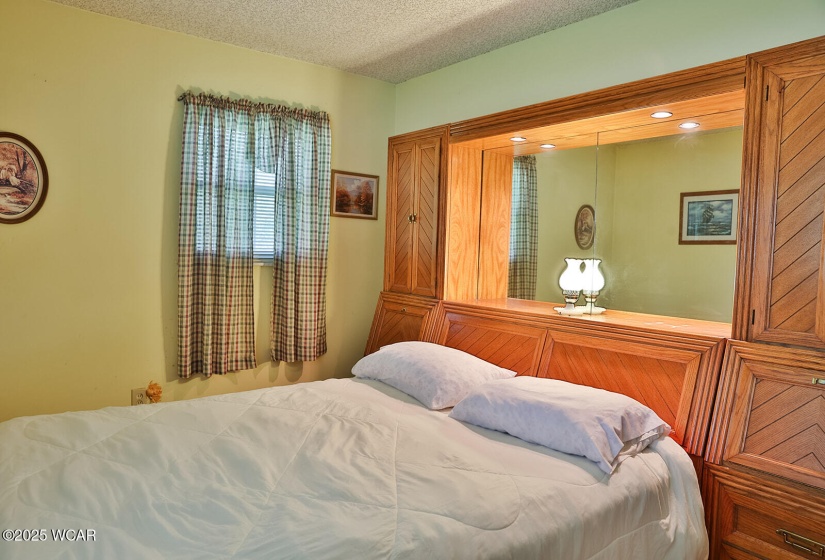 728 Meadowbrook Dr Drive, Lima, Ohio, 3 Bedrooms Bedrooms, ,1 BathroomBathrooms,Residential,For Sale,Meadowbrook Dr,307857
