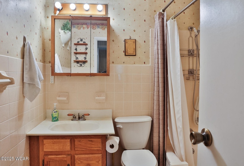 728 Meadowbrook Dr Drive, Lima, Ohio, 3 Bedrooms Bedrooms, ,1 BathroomBathrooms,Residential,For Sale,Meadowbrook Dr,307857