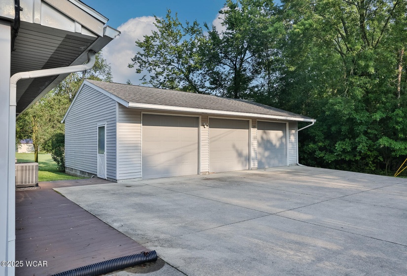 728 Meadowbrook Dr Drive, Lima, Ohio, 3 Bedrooms Bedrooms, ,1 BathroomBathrooms,Residential,For Sale,Meadowbrook Dr,307857