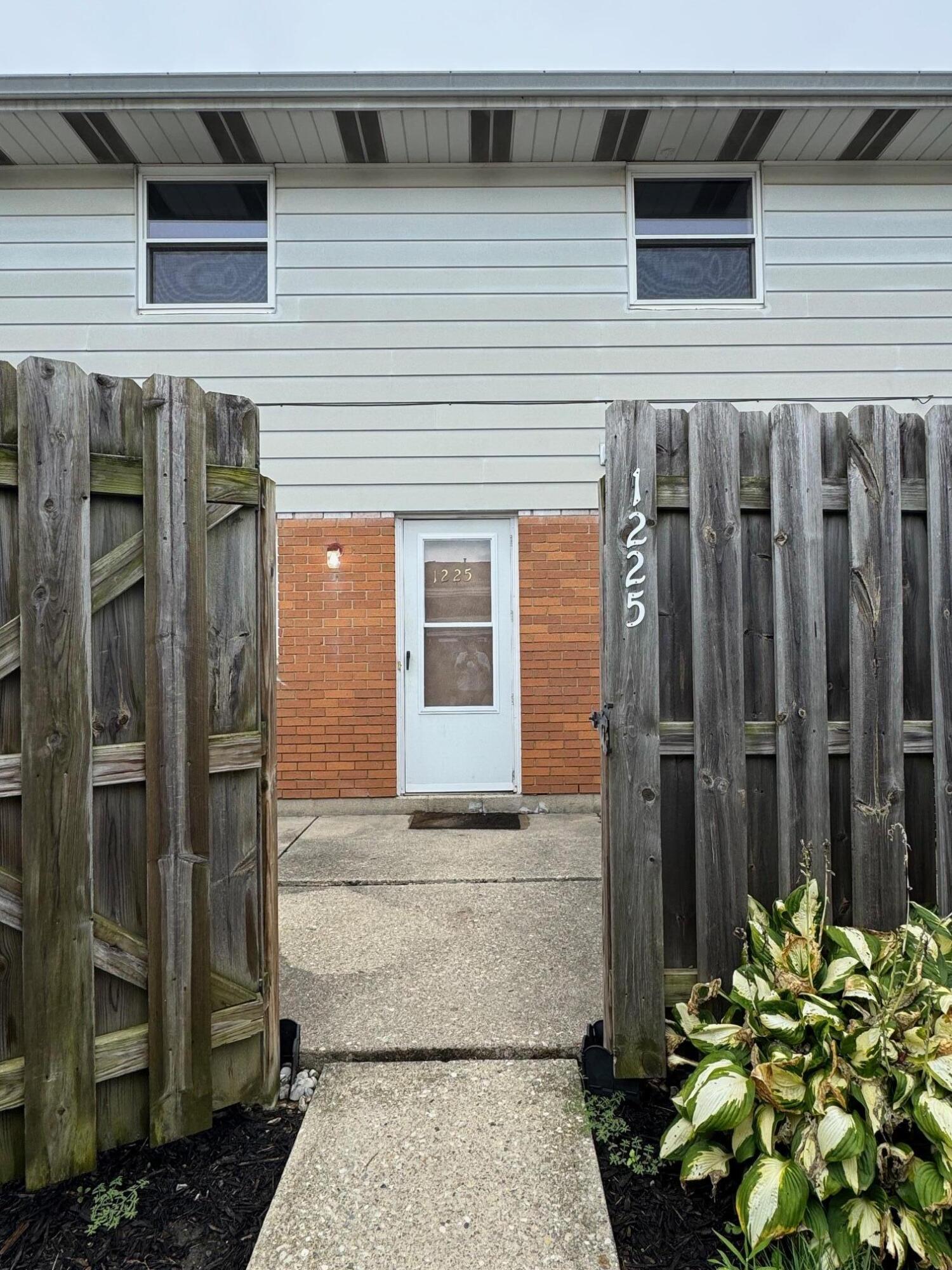 1225 Vester Avenue, Springfield, Ohio 45503