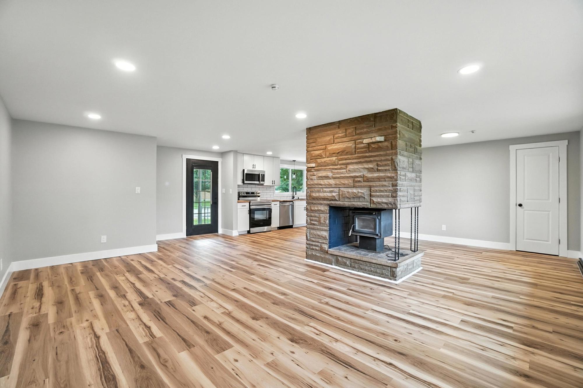 1709 Thomas Drive, Springfield, Ohio 45503