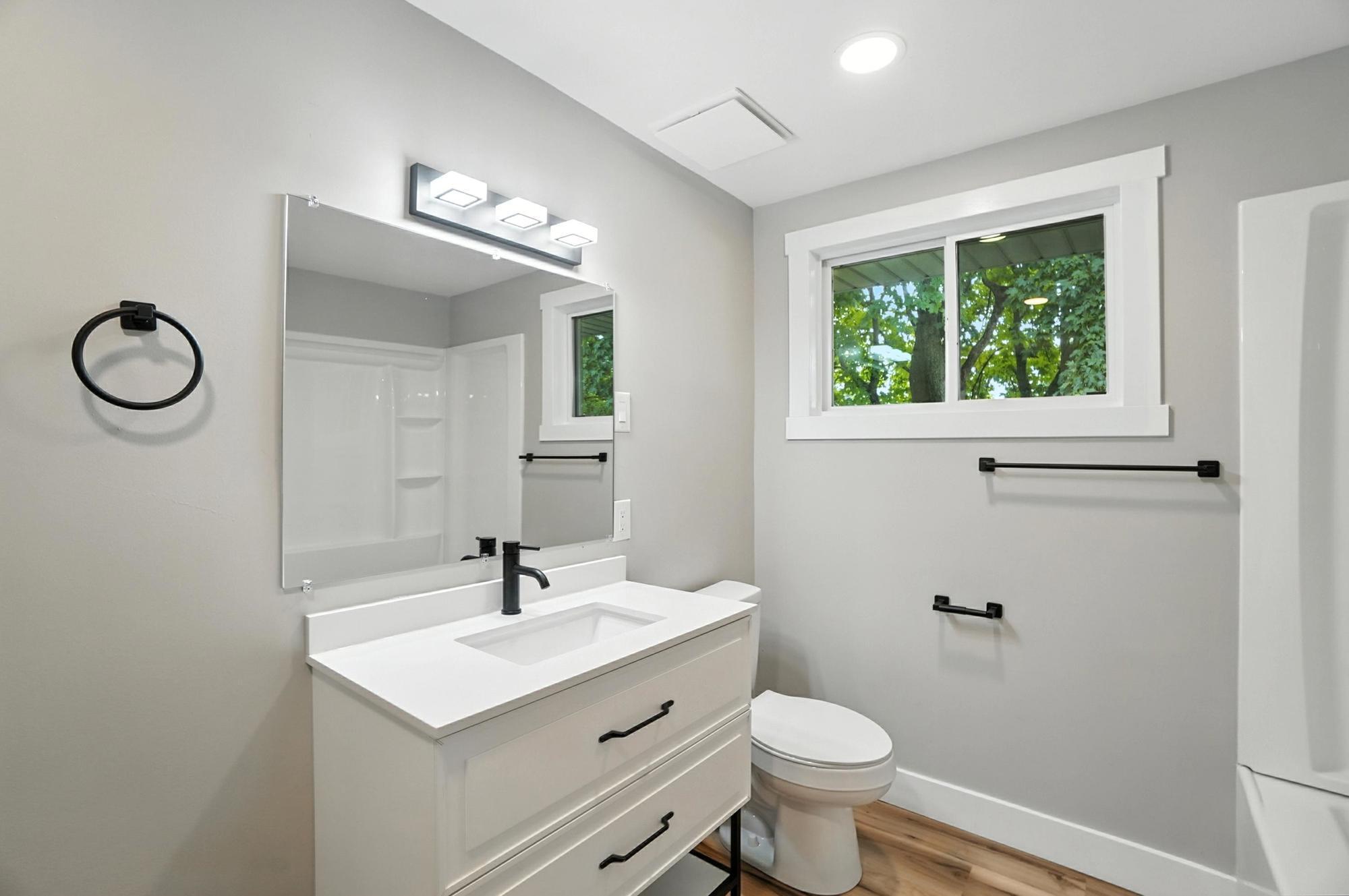 1709 Thomas Drive, Springfield, Ohio 45503