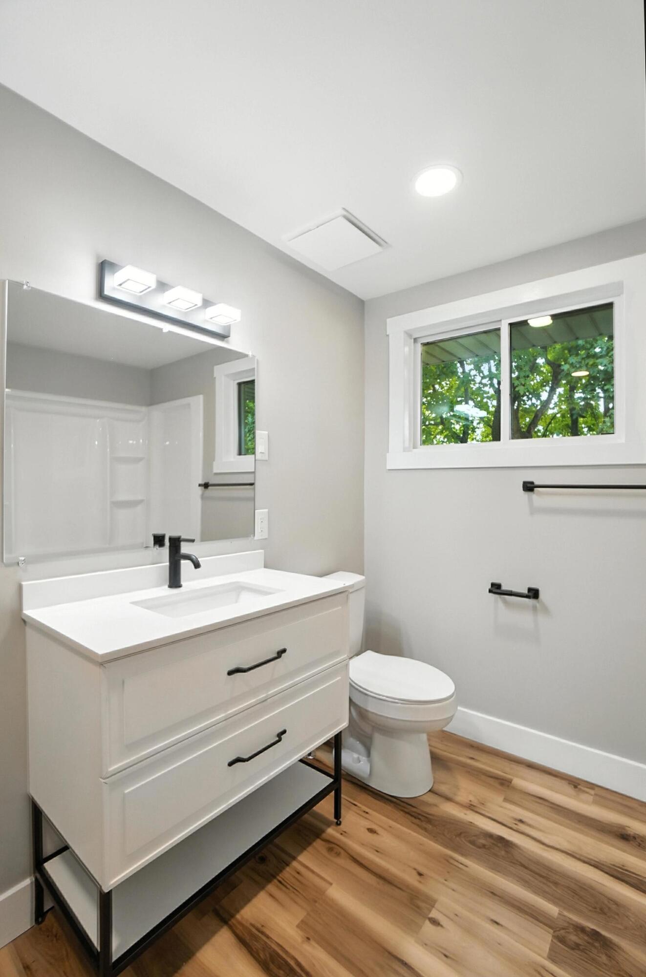 1709 Thomas Drive, Springfield, Ohio 45503