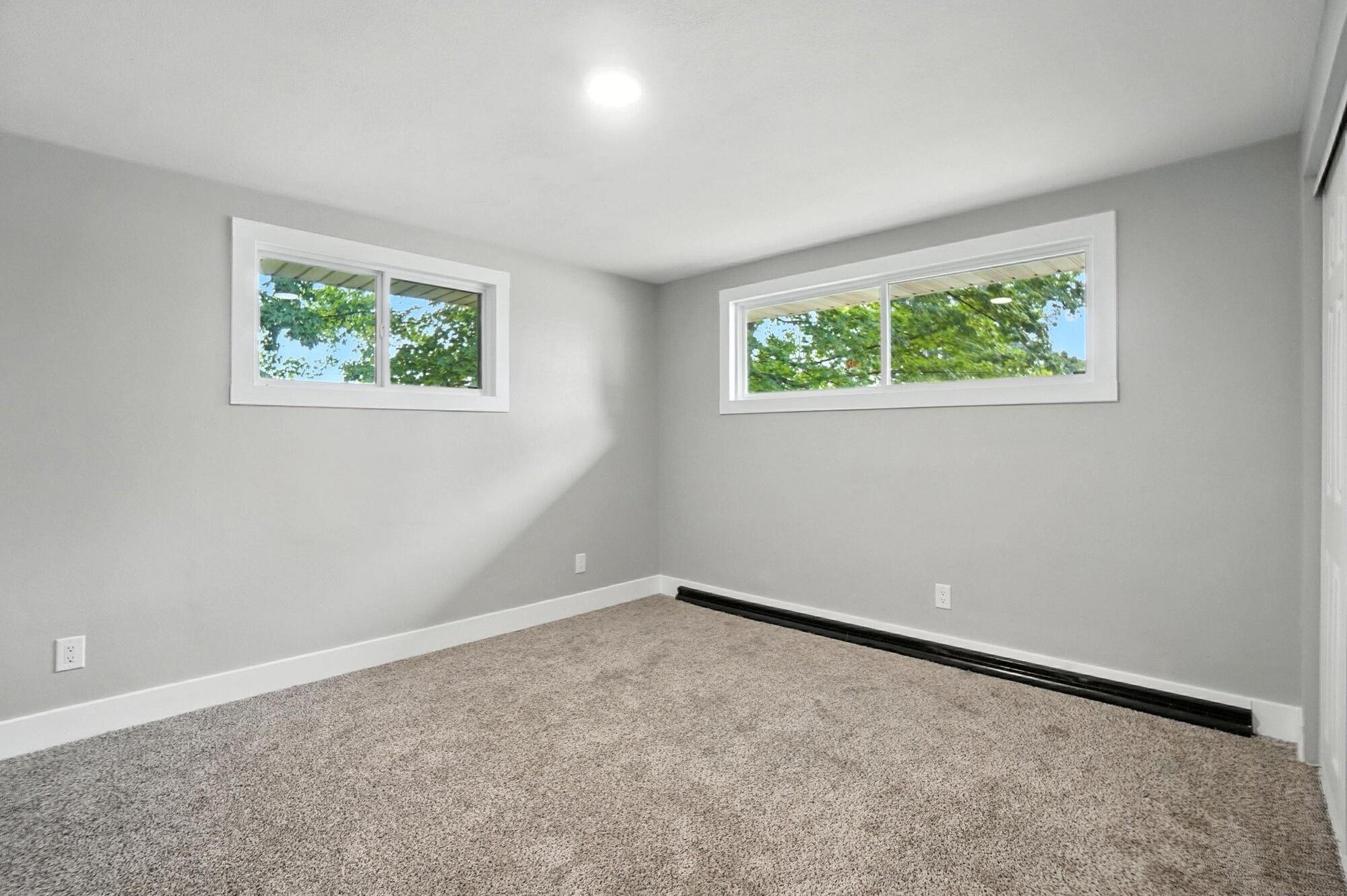 1709 Thomas Drive, Springfield, Ohio 45503