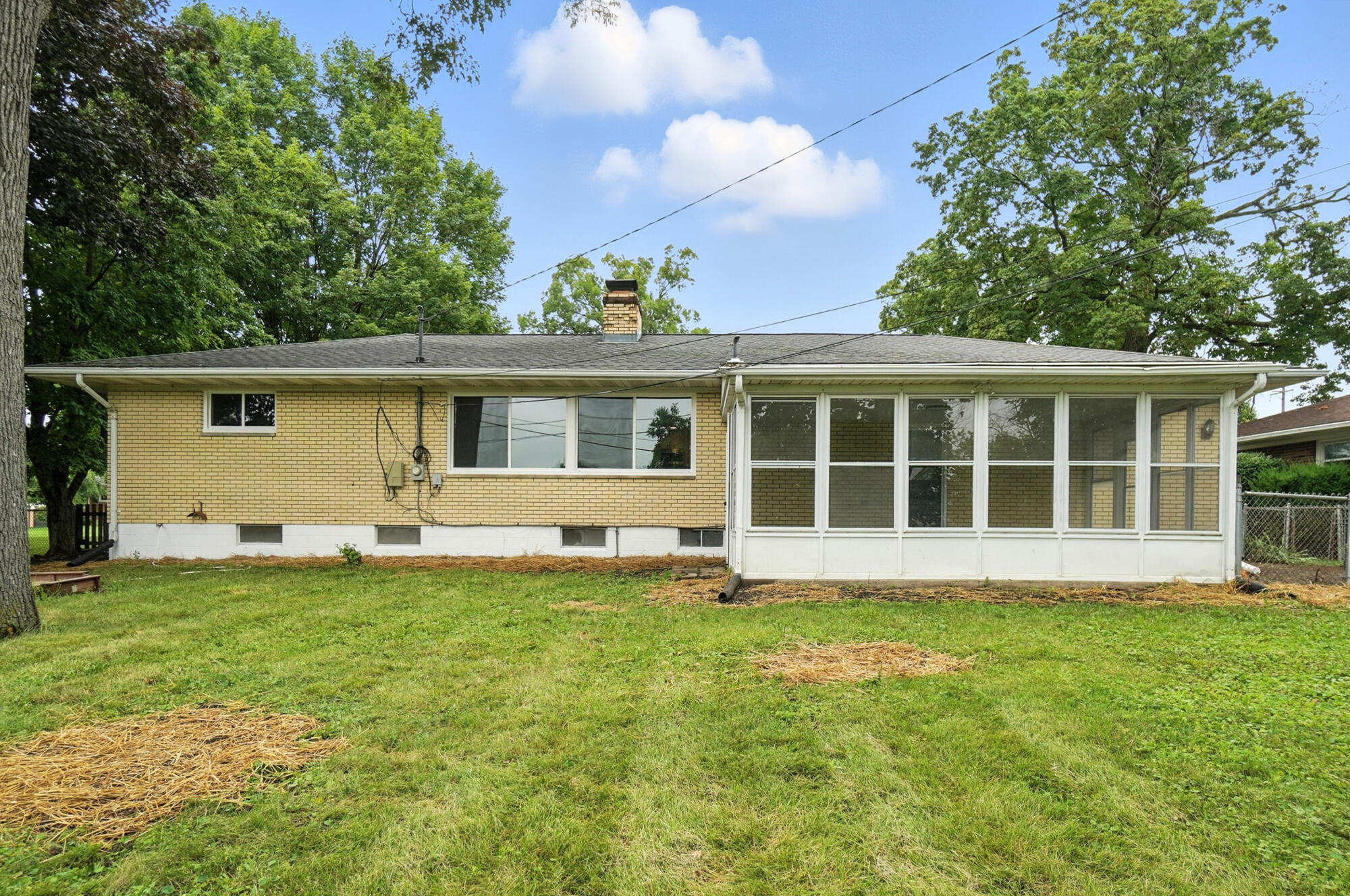 1709 Thomas Drive, Springfield, Ohio 45503