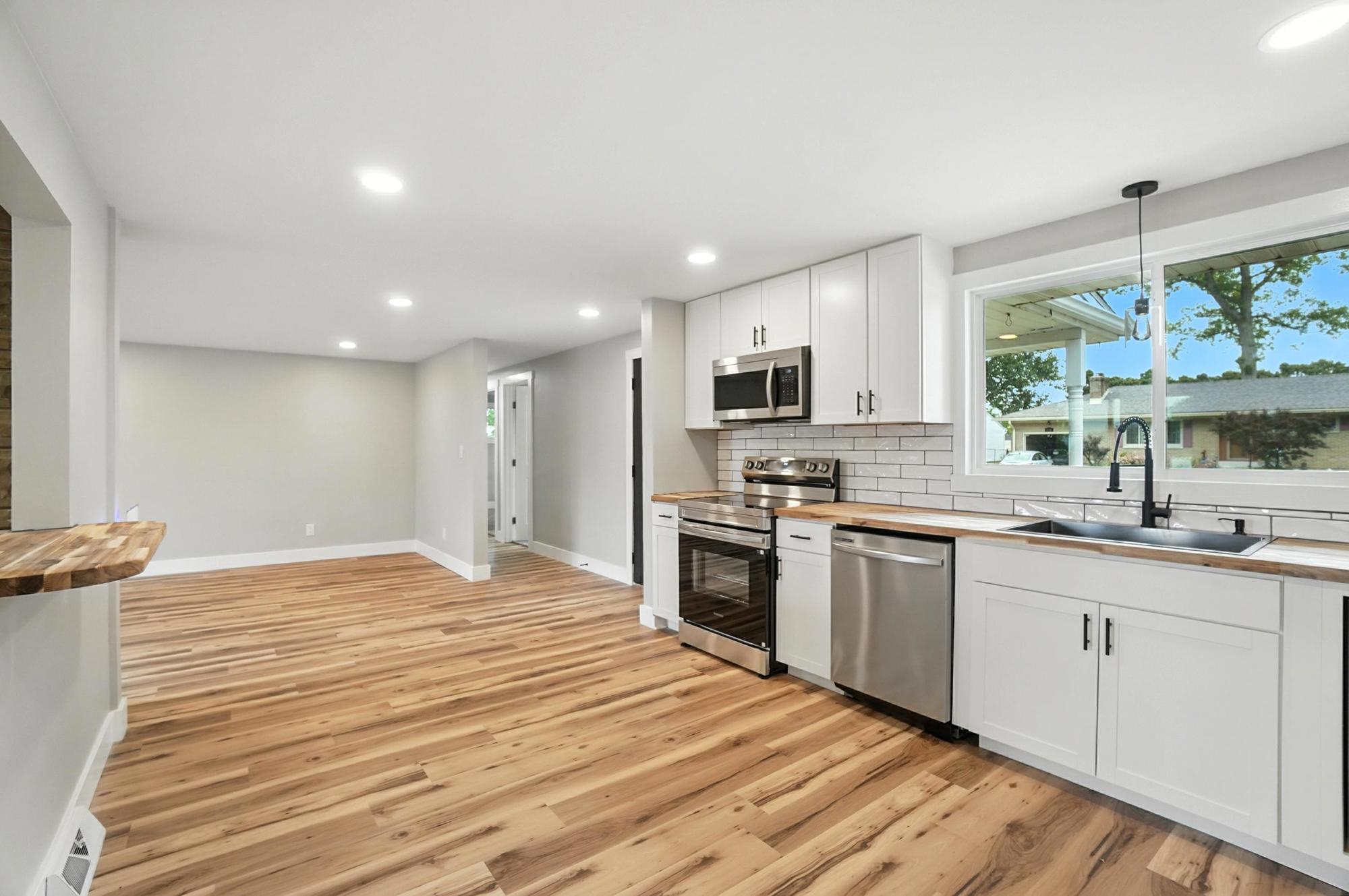 1709 Thomas Drive, Springfield, Ohio 45503