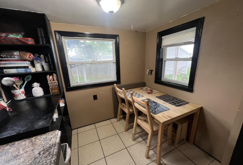 Kitchen/Dining Nook