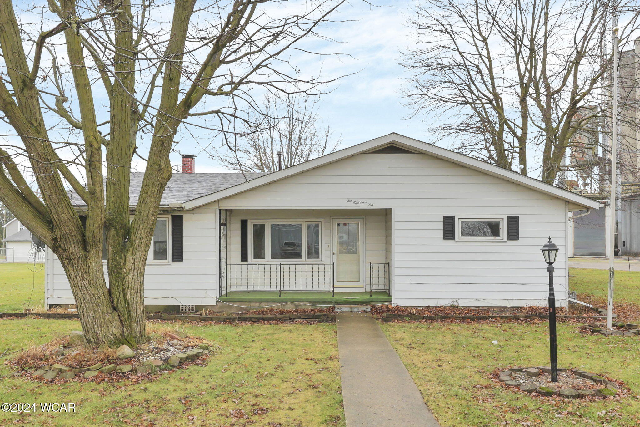 210 Front Street, Alger, Ohio