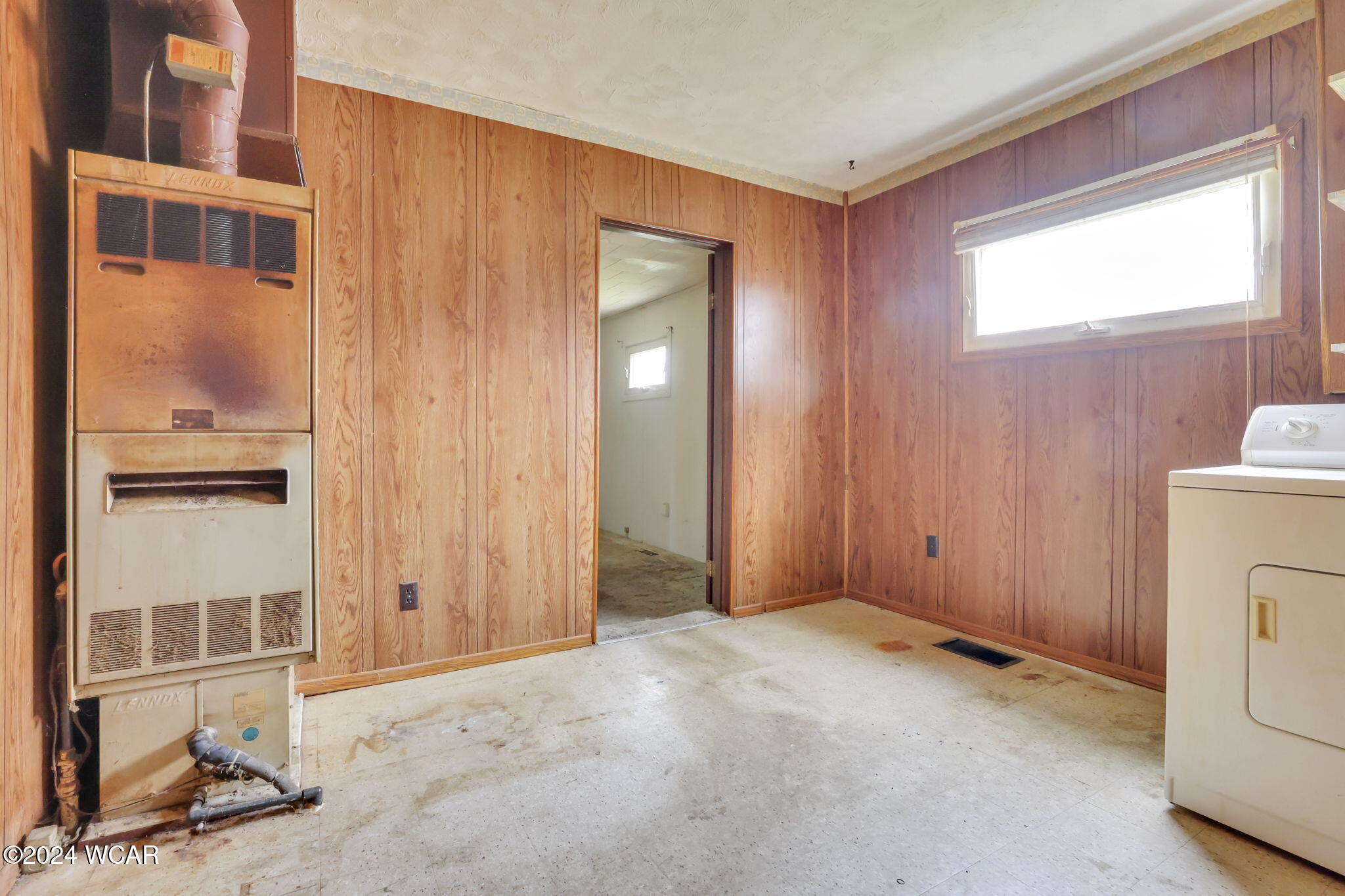 210 Front Street, Alger, Ohio
