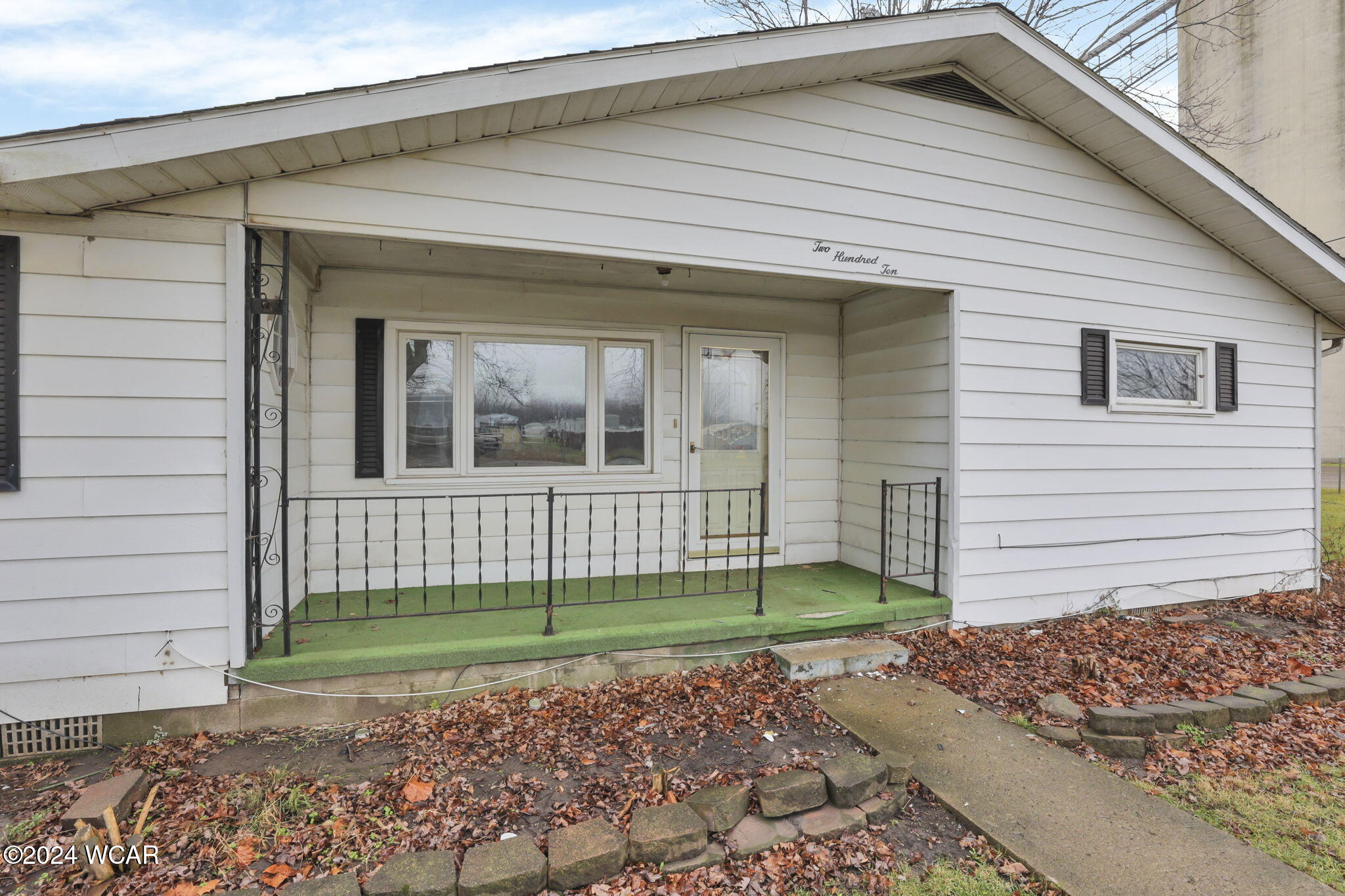 210 Front Street, Alger, Ohio