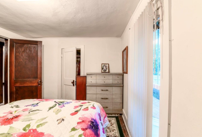 Master Bedroom pic #2