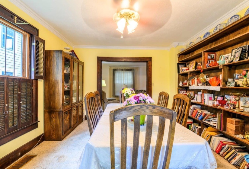 Dining Room pic #2