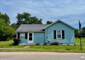 105 PEARL ST., Waynesfield, Ohio, 2 Bedrooms Bedrooms, ,1 BathroomBathrooms,Residential,For Sale,PEARL ST.,307865