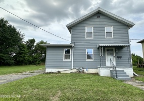 666 Dewey Avenue, Lima, Ohio, 2 Bedrooms Bedrooms, ,2 BathroomsBathrooms,Residential,For Sale,Dewey,307828