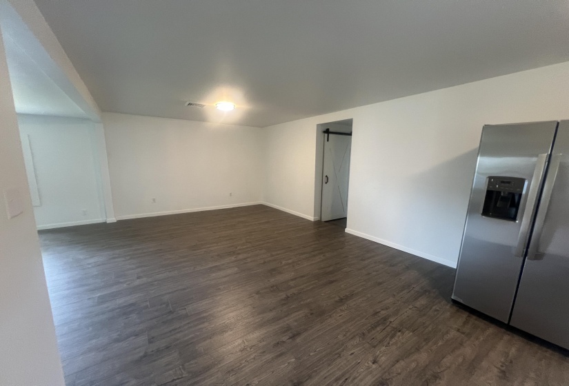 Kitchen/Dining Area