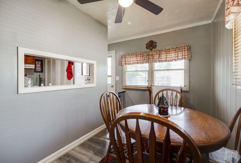 12-web-or-mls-827-barker-dr