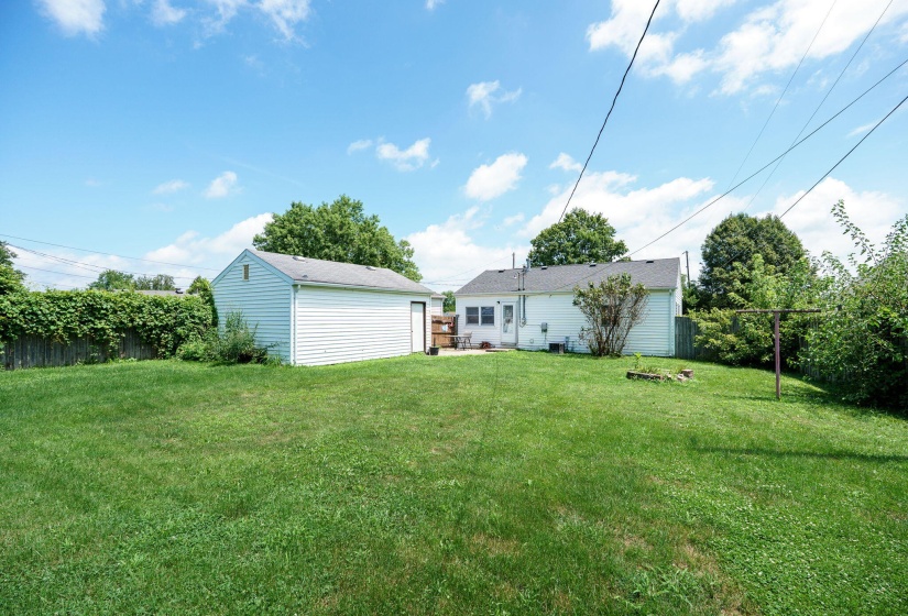 31-web-or-mls-827-barker-dr