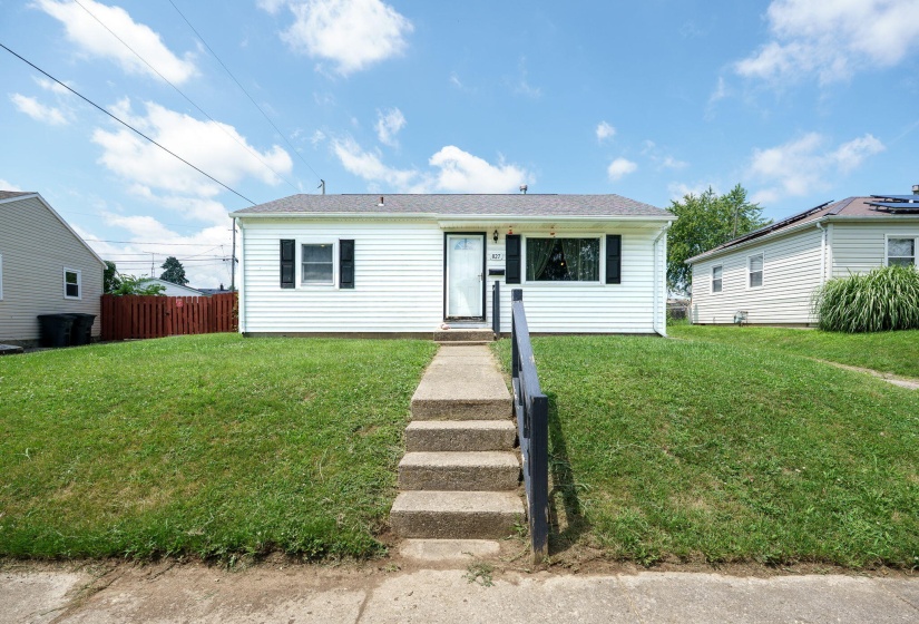 1-web-or-mls-827-barker-dr