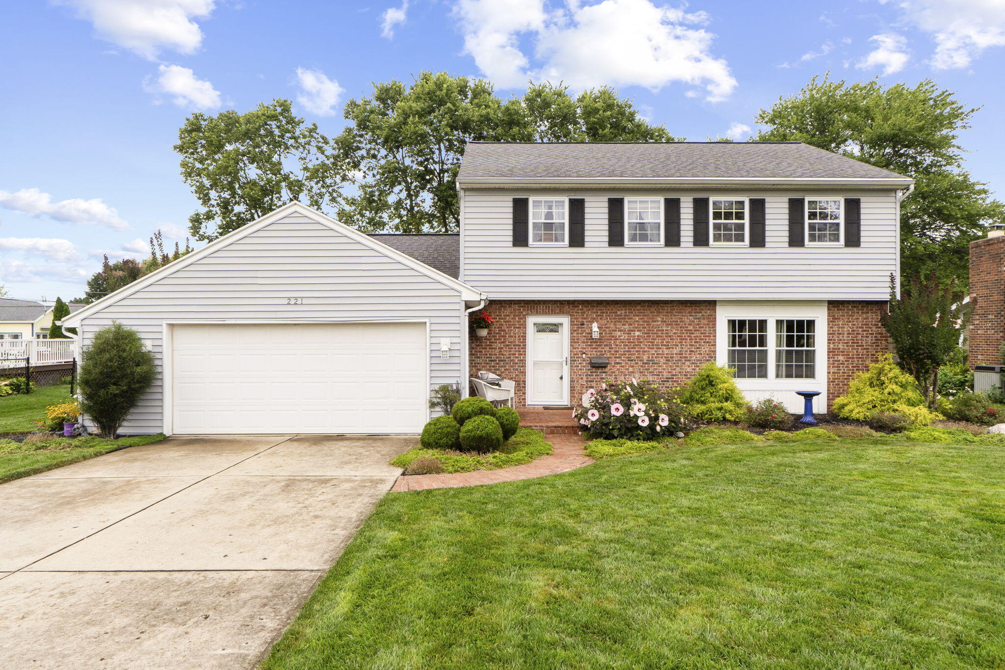 221 Finsbury Lane, Troy, Ohio 45373