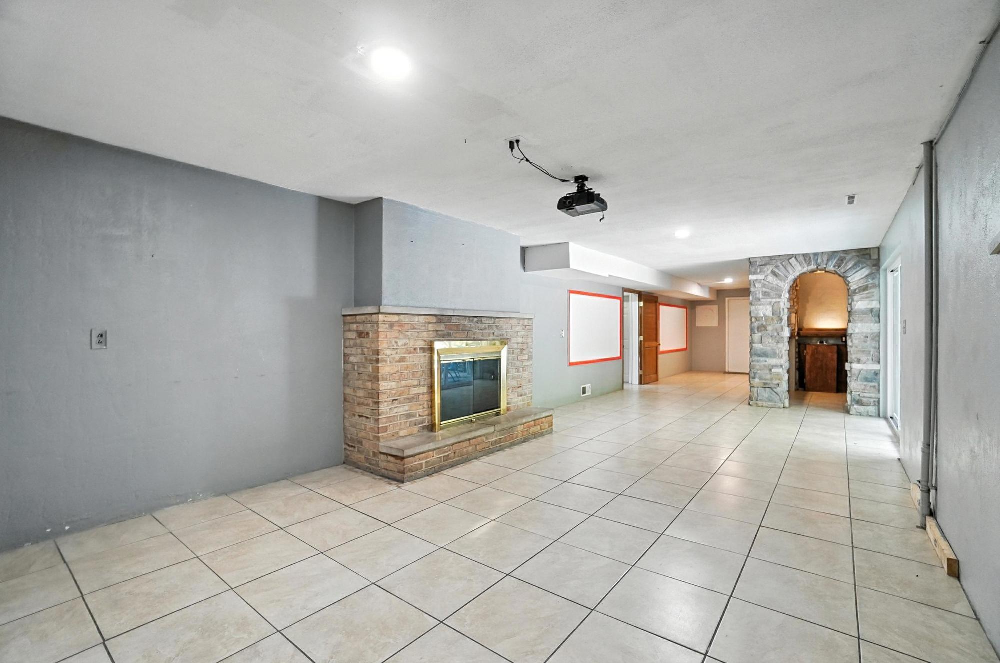 4109 Derr Road, Springfield, Ohio 45503