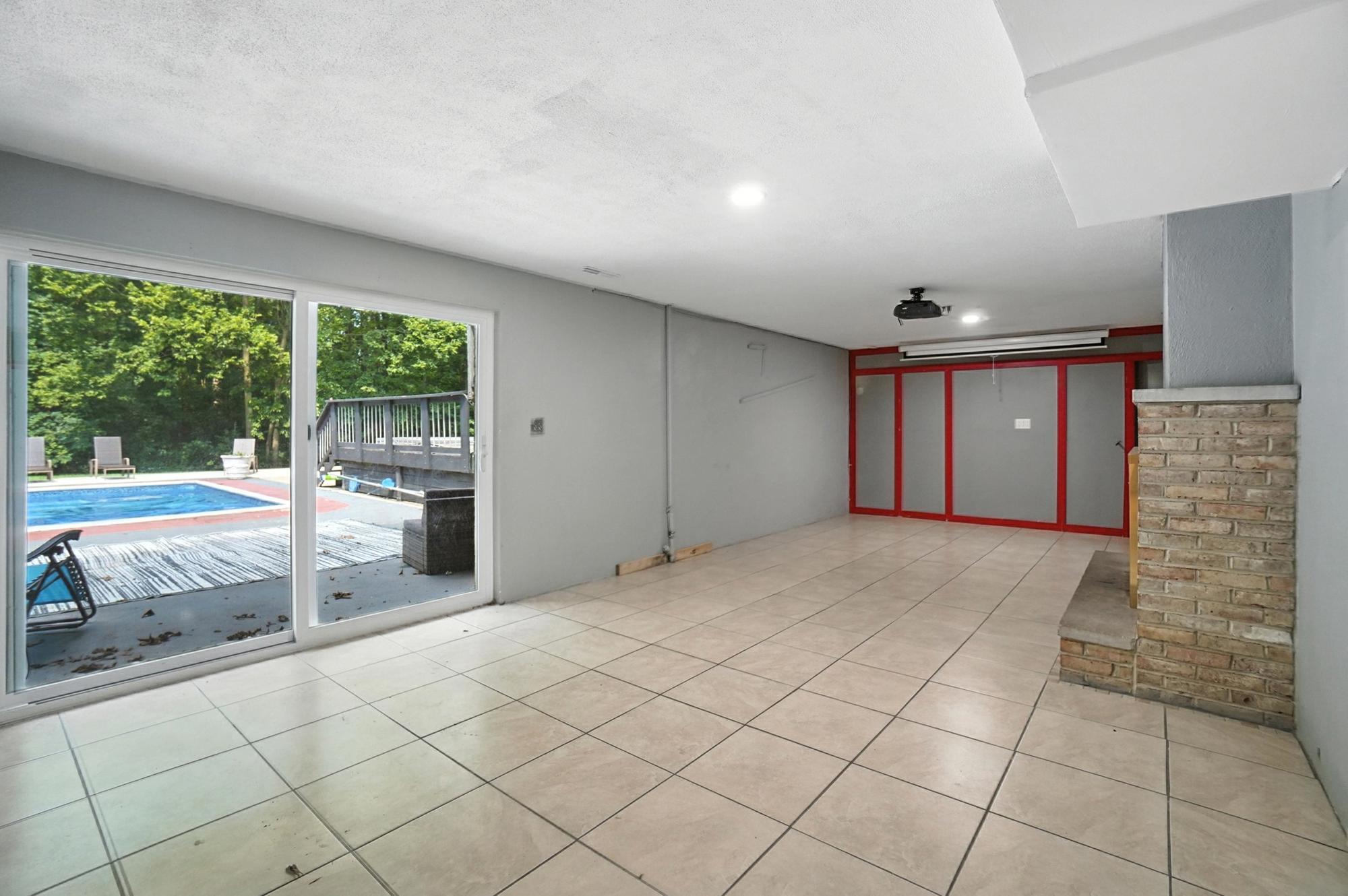 4109 Derr Road, Springfield, Ohio 45503