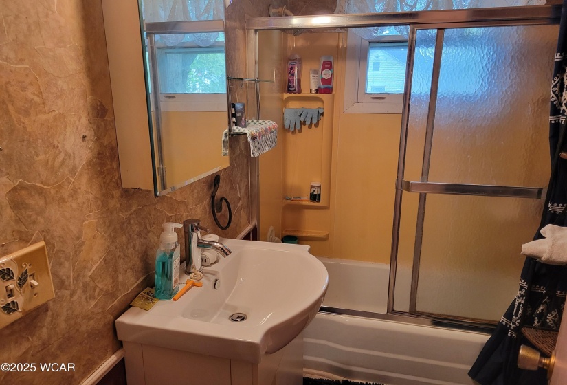 508 N. Johnson Street, Ada, Ohio, 2 Bedrooms Bedrooms, ,2 BathroomsBathrooms,Residential,For Sale,N. Johnson,307876