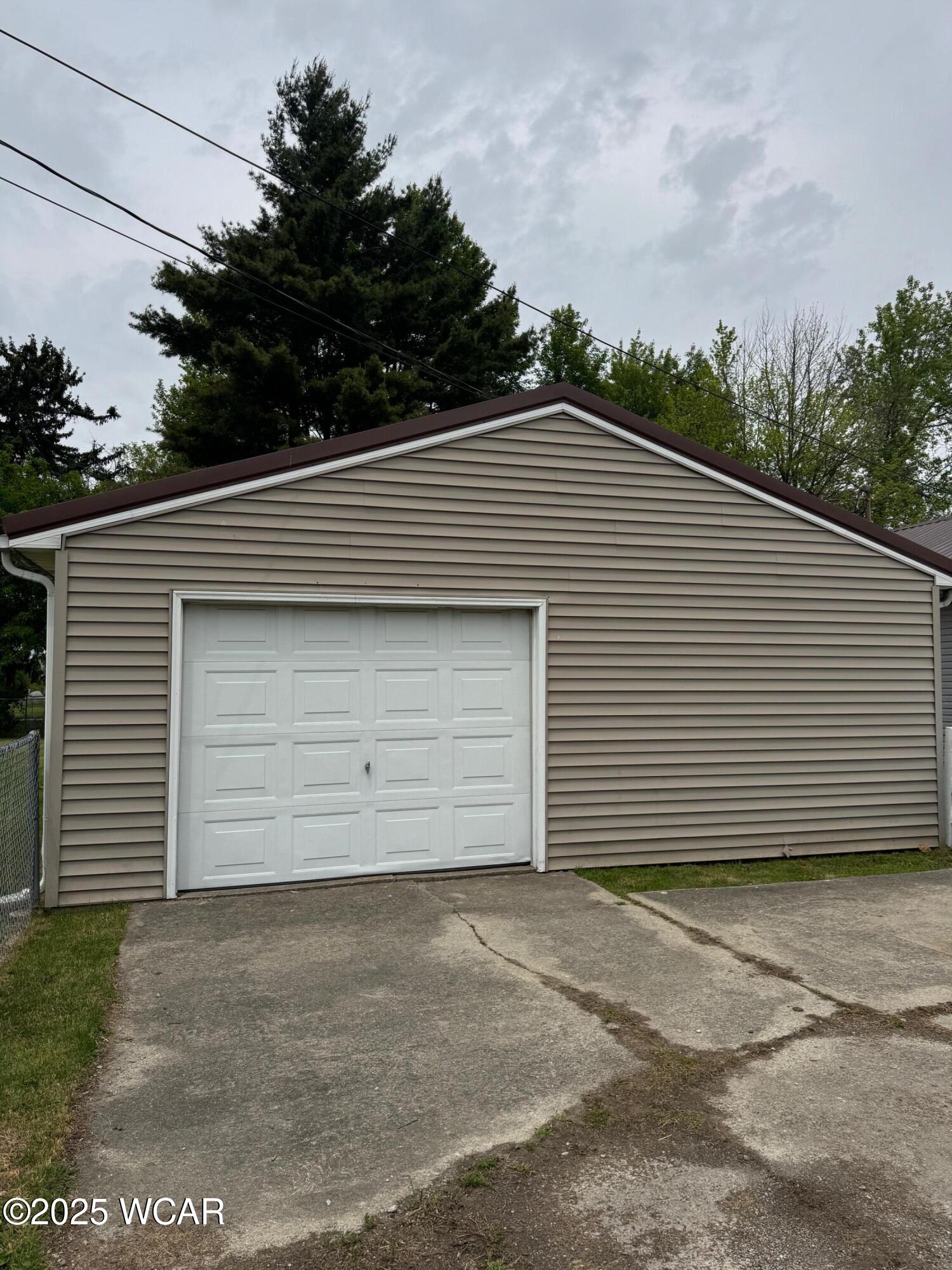 121 Broadway Street, Kenton, Ohio