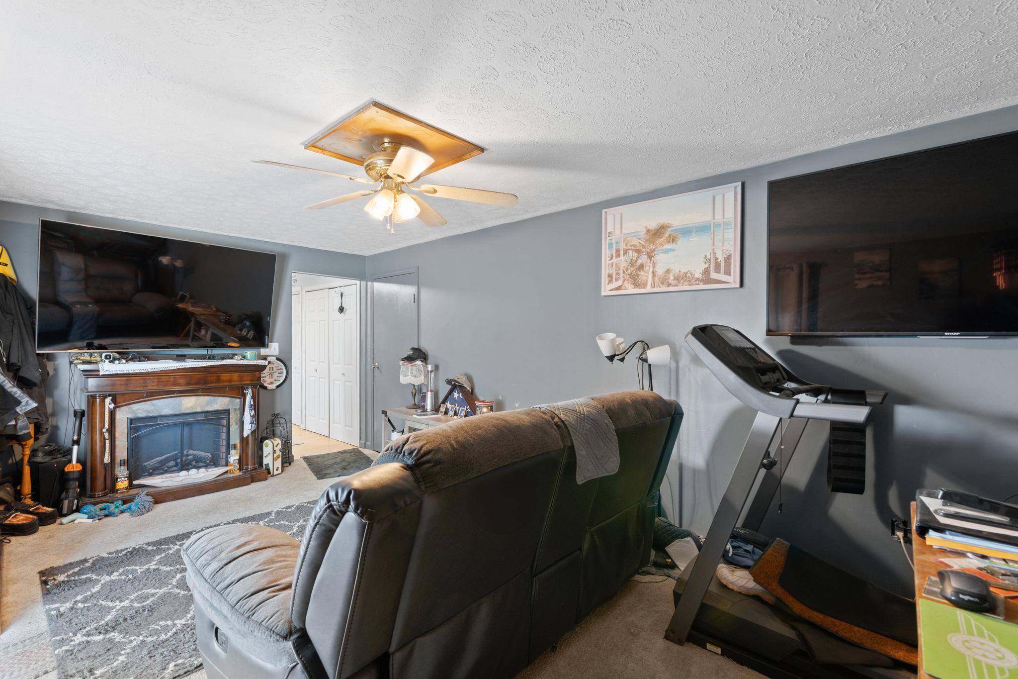 3172 Folk Ream Road, Springfield, Ohio 45502