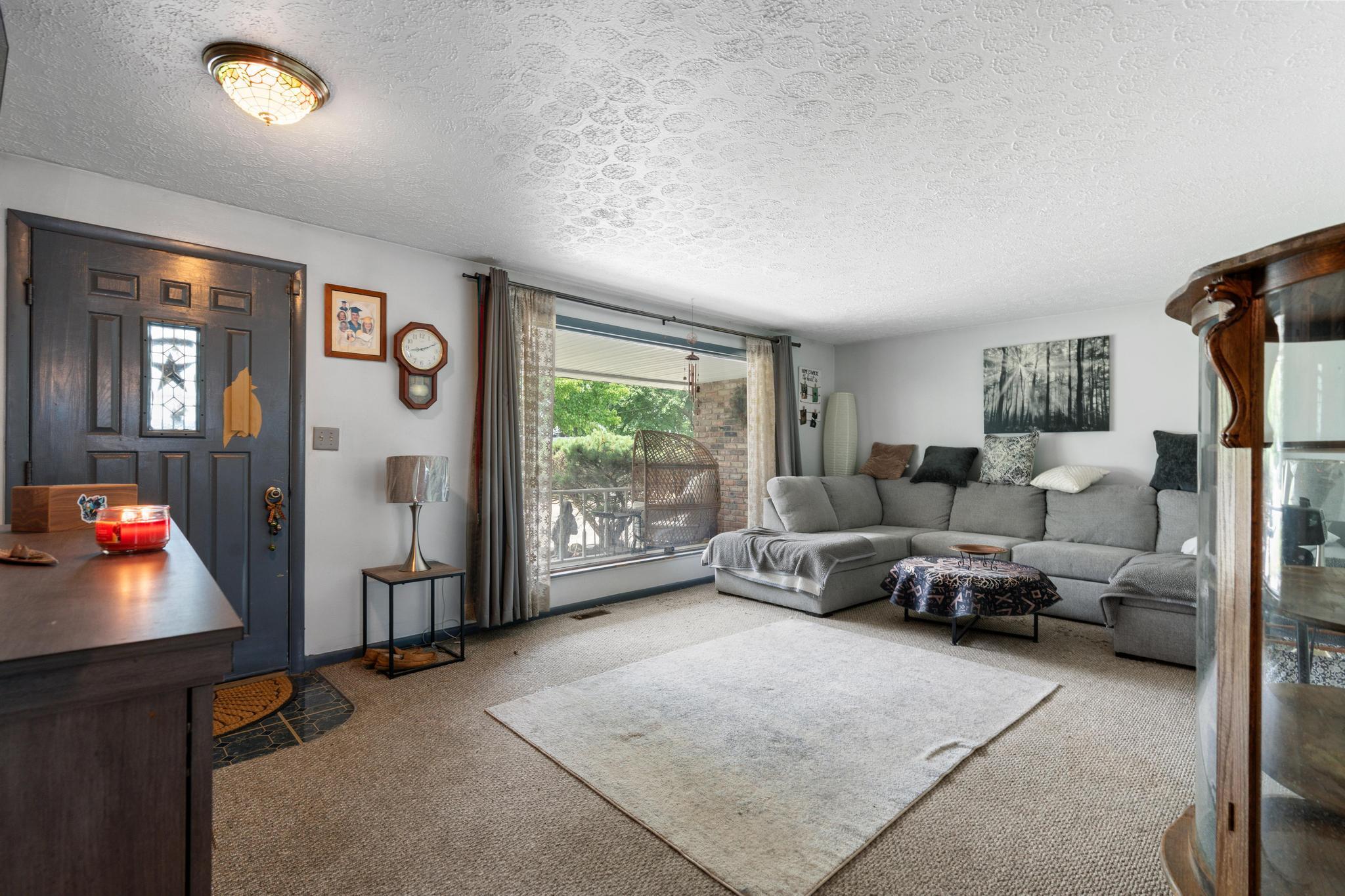 3172 Folk Ream Road, Springfield, Ohio 45502