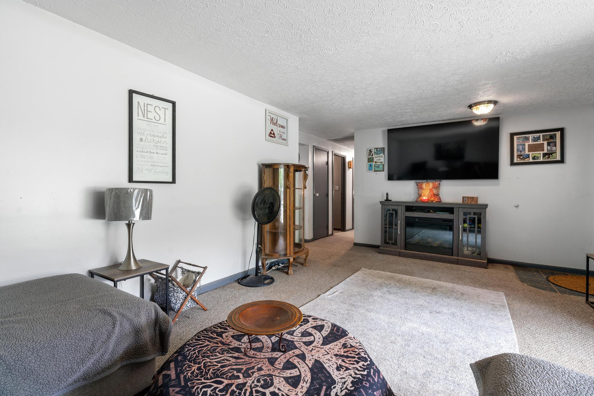 3172 Folk Ream Road, Springfield, Ohio 45502