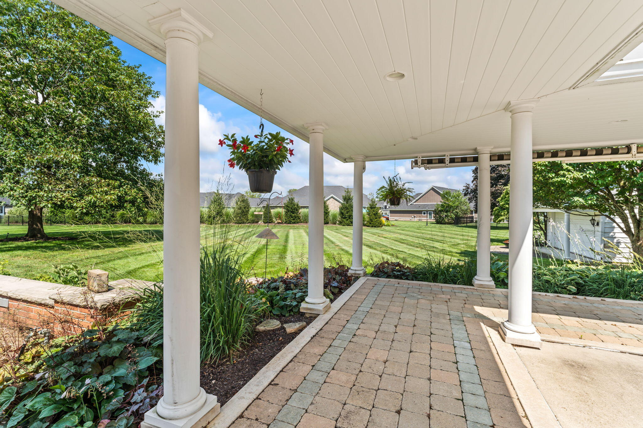 1550 Creekwood Drive, Troy, Ohio 45373