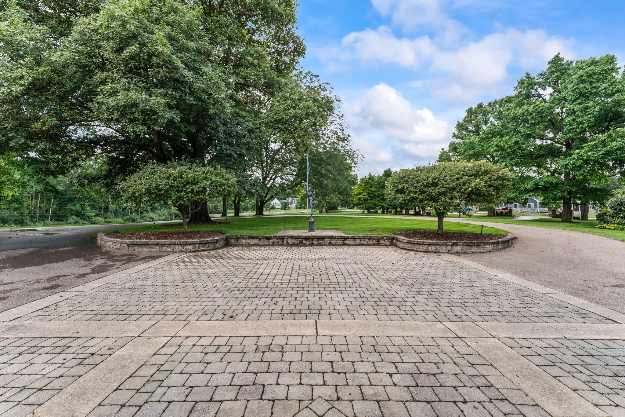 1550 Creekwood Drive, Troy, Ohio 45373