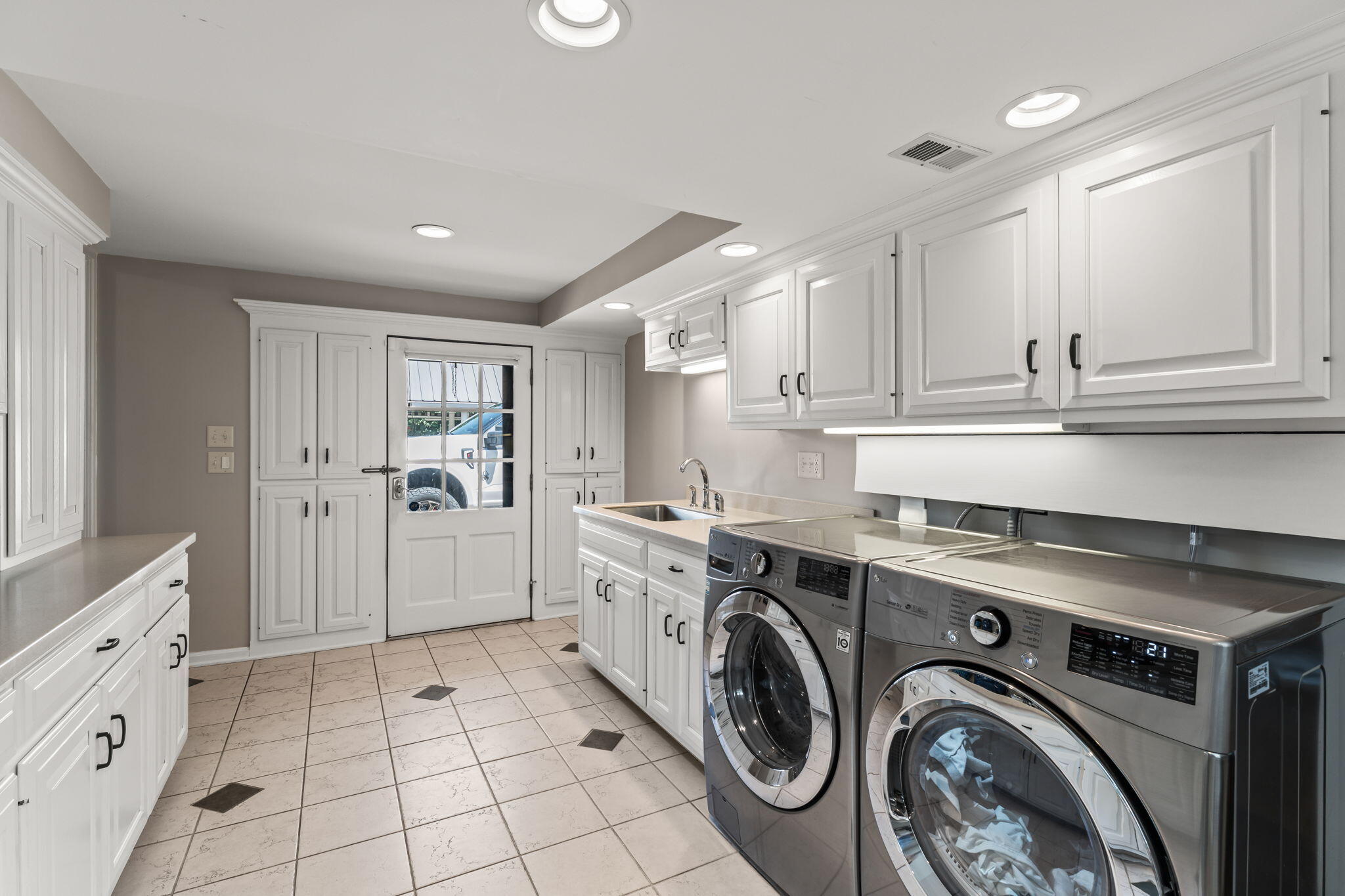 1550 Creekwood Drive, Troy, Ohio 45373