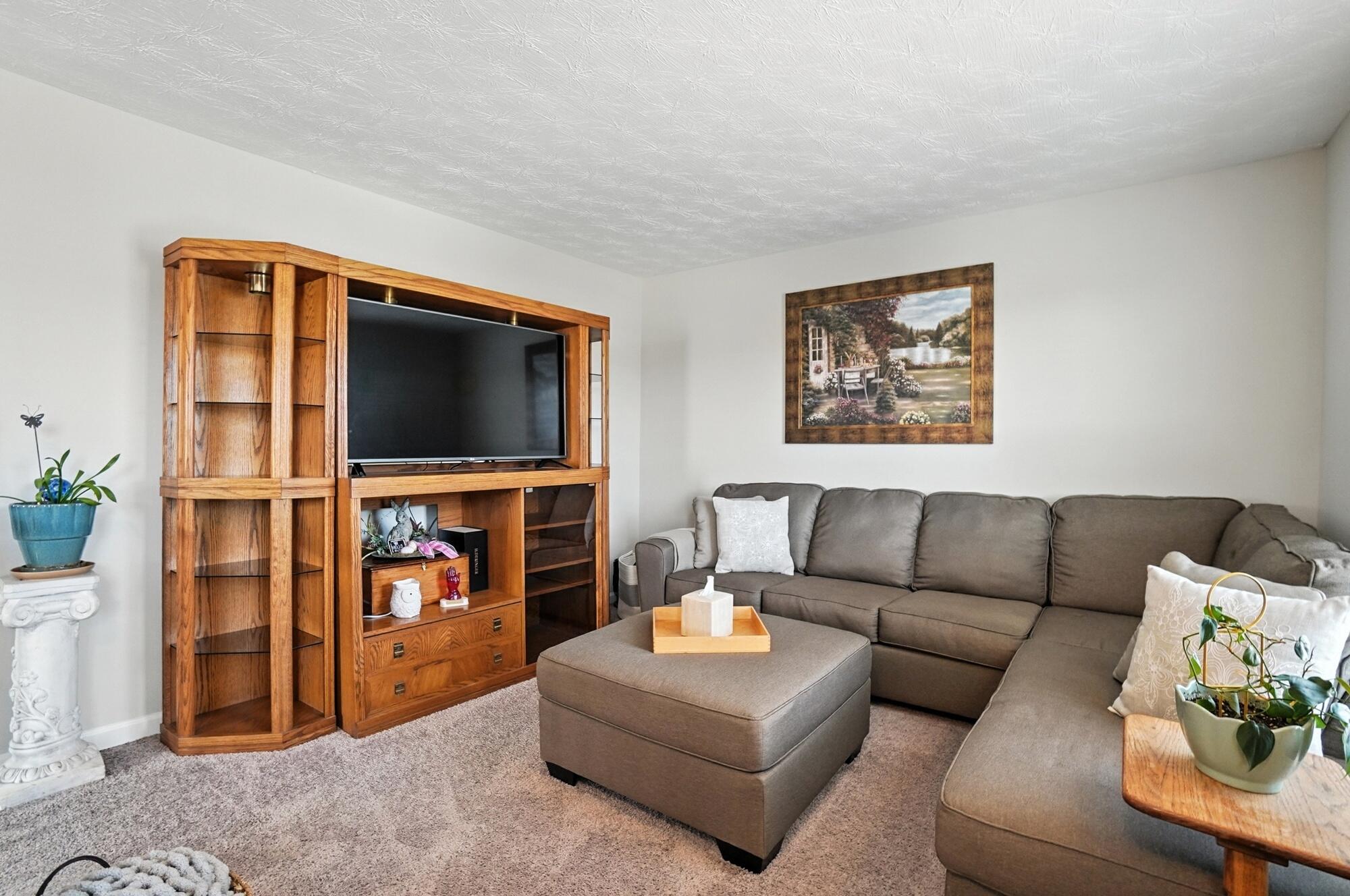 1124 Baywood Drive, Fairborn, Ohio 45324