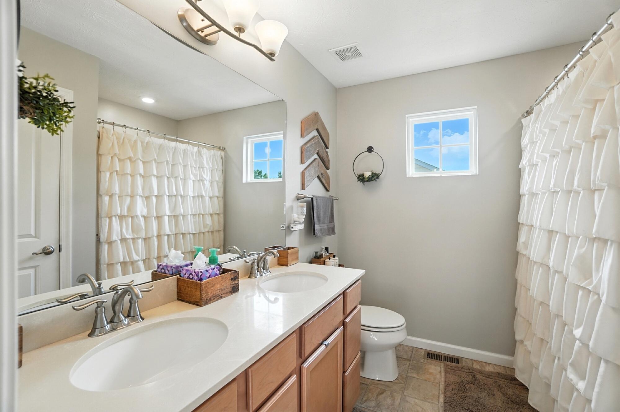 1124 Baywood Drive, Fairborn, Ohio 45324