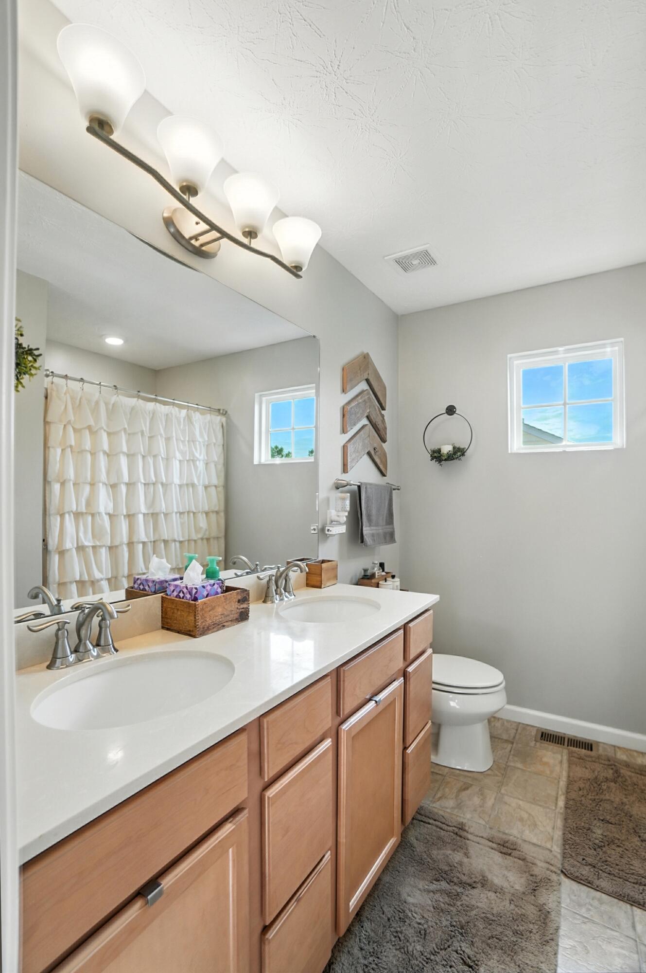 1124 Baywood Drive, Fairborn, Ohio 45324