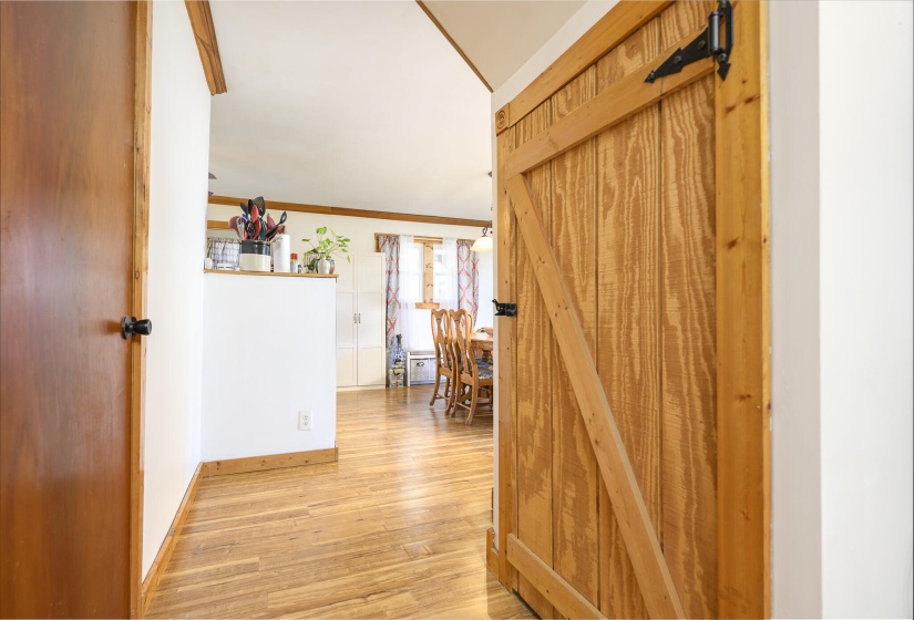 328 S Main-4