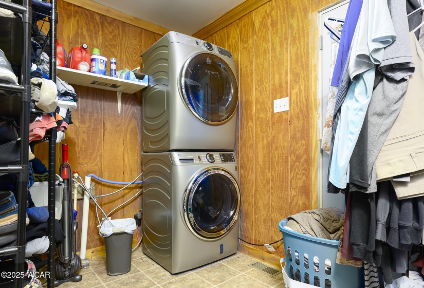 328 Main Street, Ridgeway, Ohio, 2 Bedrooms Bedrooms, ,2 BathroomsBathrooms,Residential,For Sale,Main,307887