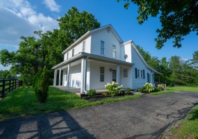 2036 Troy Road, Springfield, Ohio 45504, 3 Bedrooms Bedrooms, ,1 BathroomBathrooms,Residential,For Sale,Troy,1040520