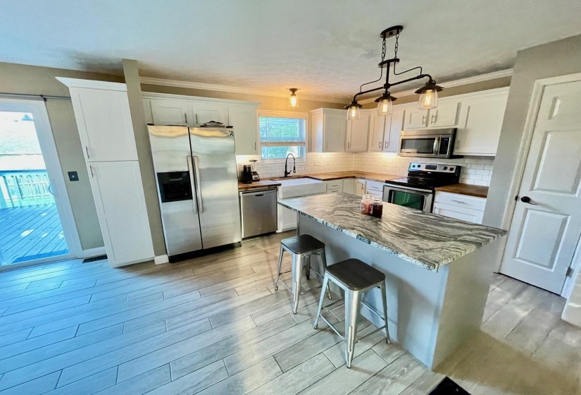 Kitchen 1-Clearstream