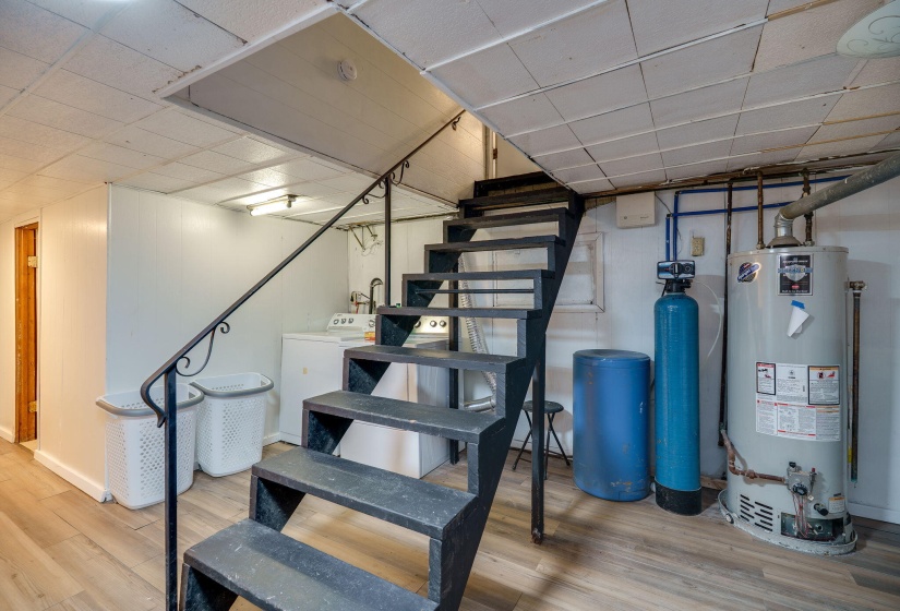 21-web-or-mls-612-e-market-st