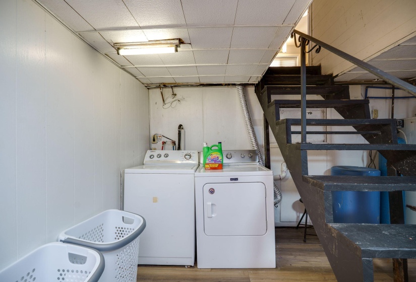 22-web-or-mls-612-e-market-st