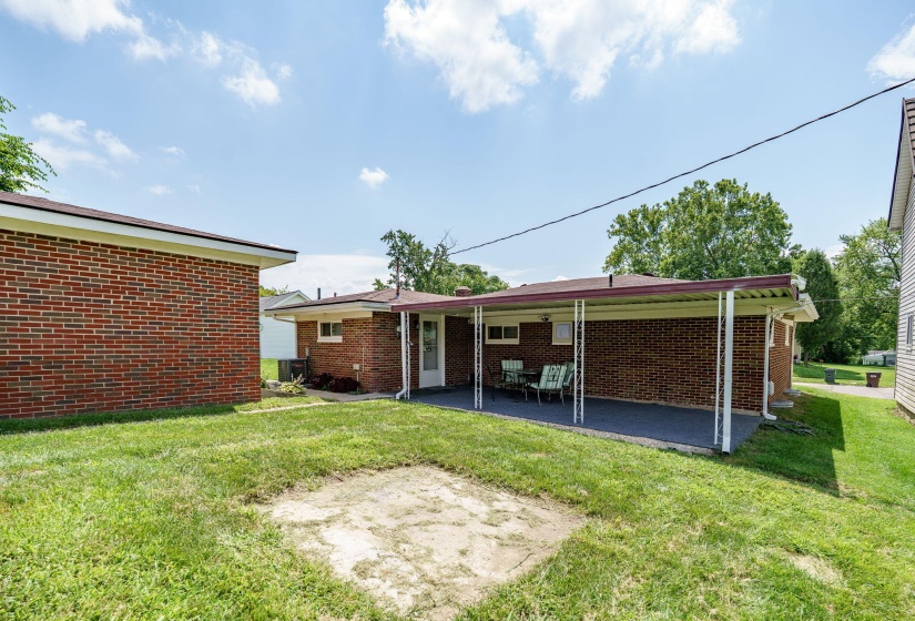 29-web-or-mls-612-e-market-st