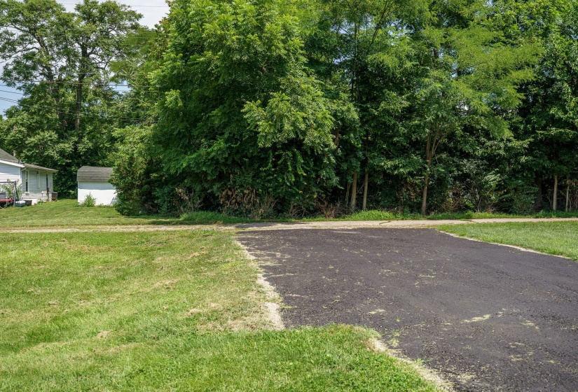 31-web-or-mls-612-e-market-st