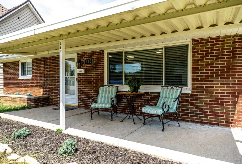 3-web-or-mls-612-e-market-st