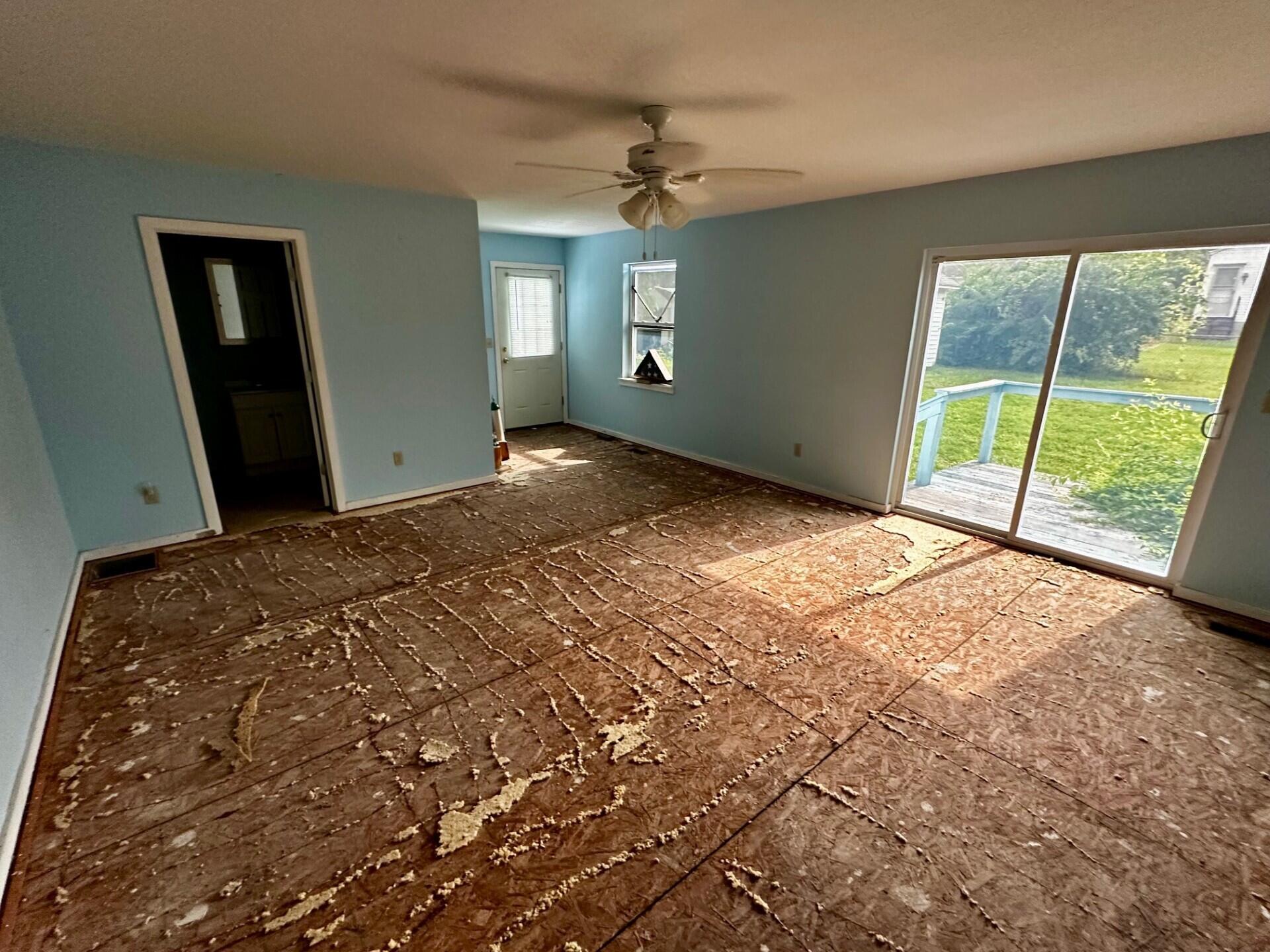 1724 Montgomery Avenue, Fairborn, Ohio 45324