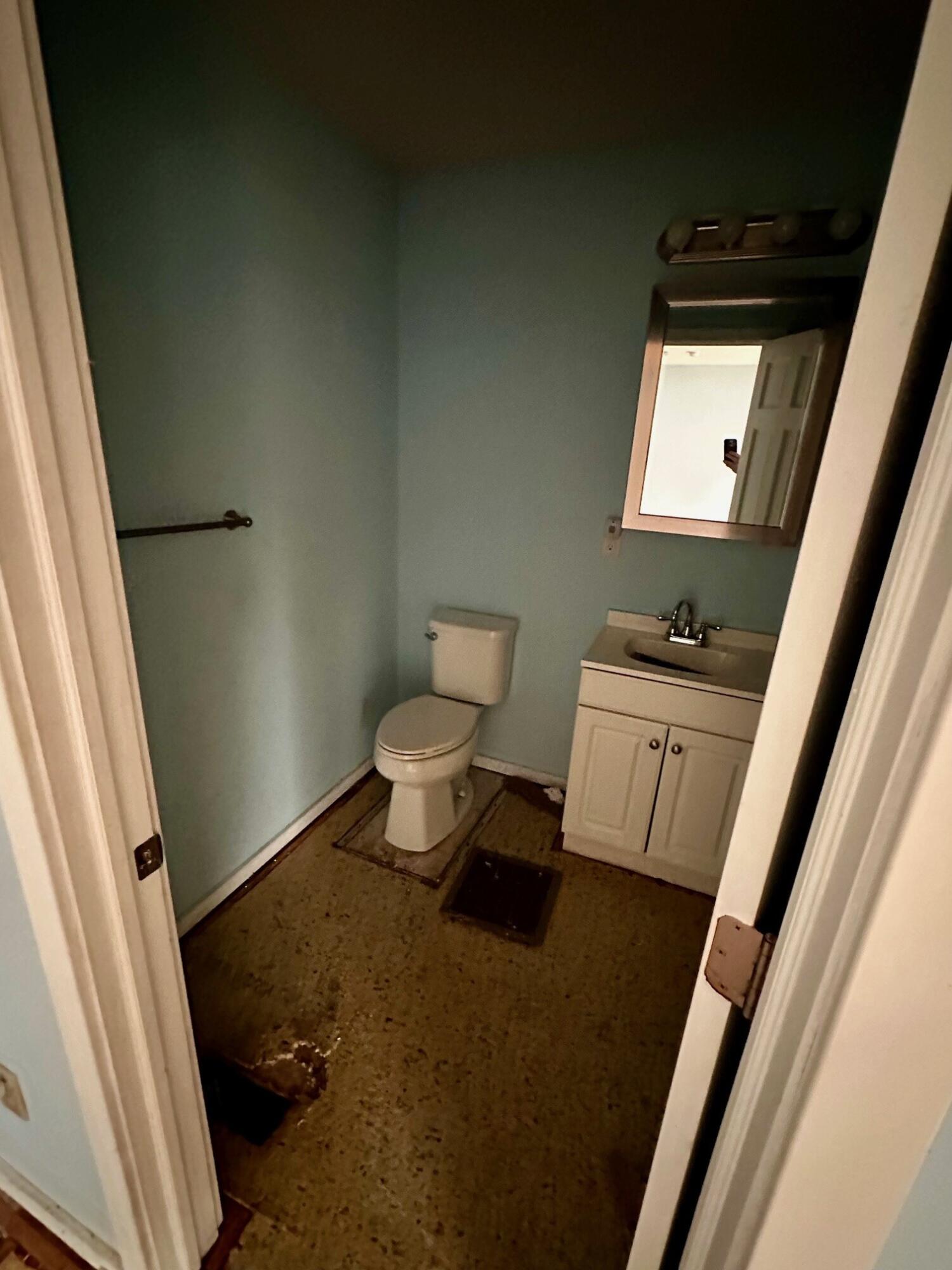1724 Montgomery Avenue, Fairborn, Ohio 45324