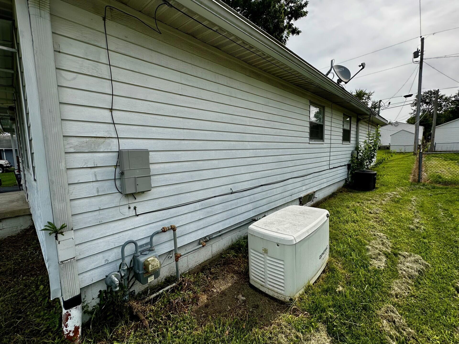 1724 Montgomery Avenue, Fairborn, Ohio 45324
