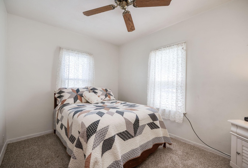 18-web-or-mls-918-e-rose-st